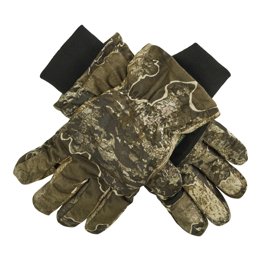 Die Deerhunter Winterhandschuhe Excape in grünem Tarnmuster sind wasserdicht sowie winddicht und verfügen über Fleece-Innenfutter, rutschfeste Handflächen sowie verstellbare Bündchen. Bild ist auf weißem Hintergrund.
