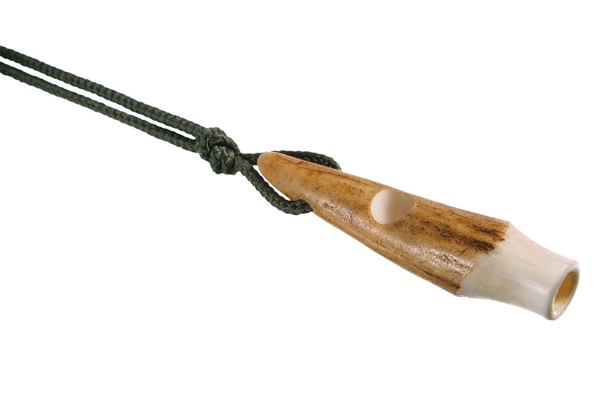rottumtaler-spezial-kitzfiep Rottumtaler Spezial Kitzfiep ist ein aus Rehgehörn hergestellter Locker der sowohl den Kitz fiep imitiert als auch das Klagen eines Kitzes. Somit kann man sowohl weibliches Rehwild als auch Raubwild locken
