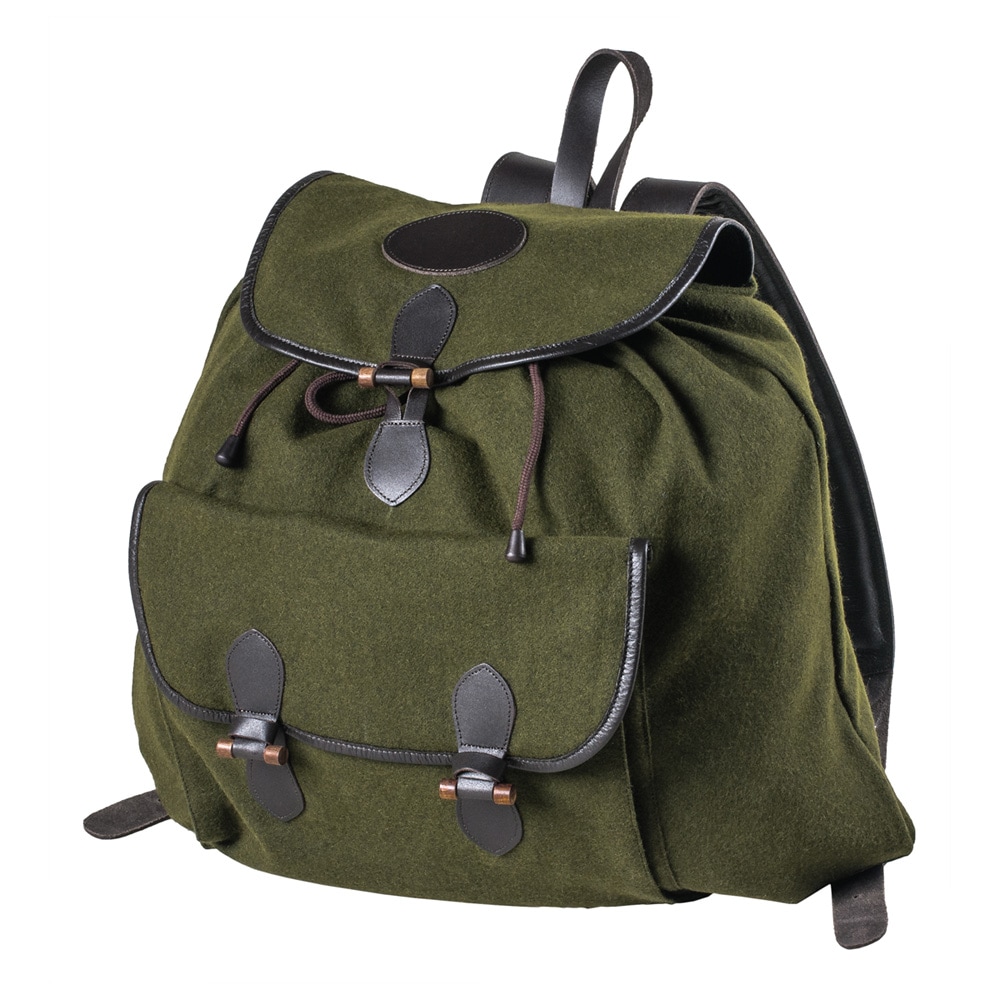 dieser Jagdrucksack besteht aus einem Lodenähnlichen Stoff. die Außentasche bietet viel Platz für Ausrüstung und im Inneren kann man mit der Schweißeinlage kleines oder Mittleres Wild transportieren.