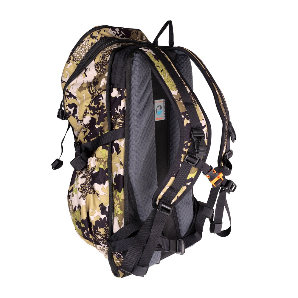 Der Blaser Daypack Rucksack besitzt ein Volumen von 20L hat ein ausklappbares Waffenfach mit einem Rainconer für Starkregen.