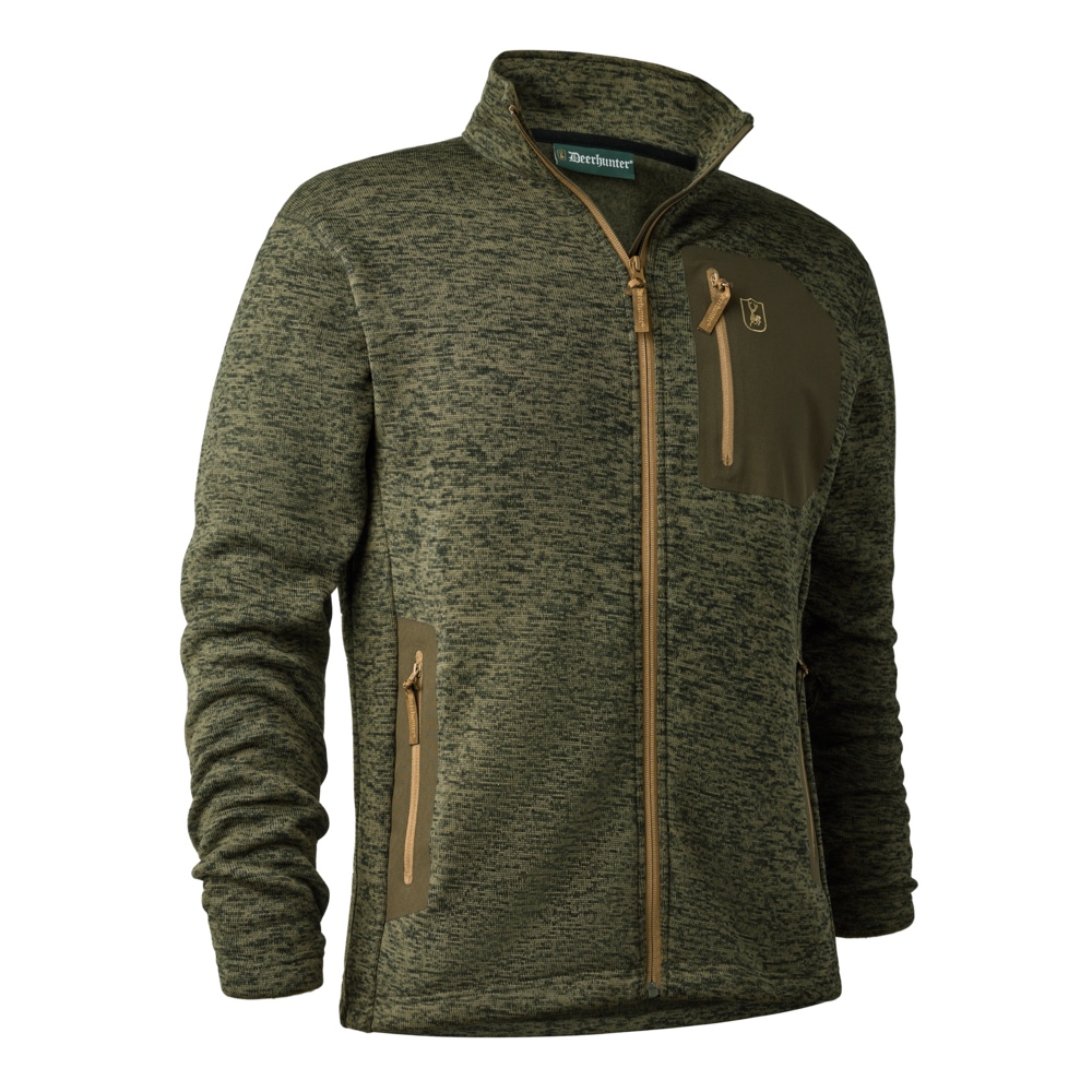 Die Deerhunter Strickjacke Sarek in meliertem Grün mit hellen Reißverschlüssen, 1 Brusttasche,2 Seitentaschen. Bild auf weißem Hintergrund.