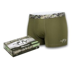 Die Blaser Herren Shorts Magnum in der Farbe Olive mit elastischem Bund in Camo-Farbe und Argali-Logo ist schnelltrocknend. Bild auf weißem Hintergrund.
