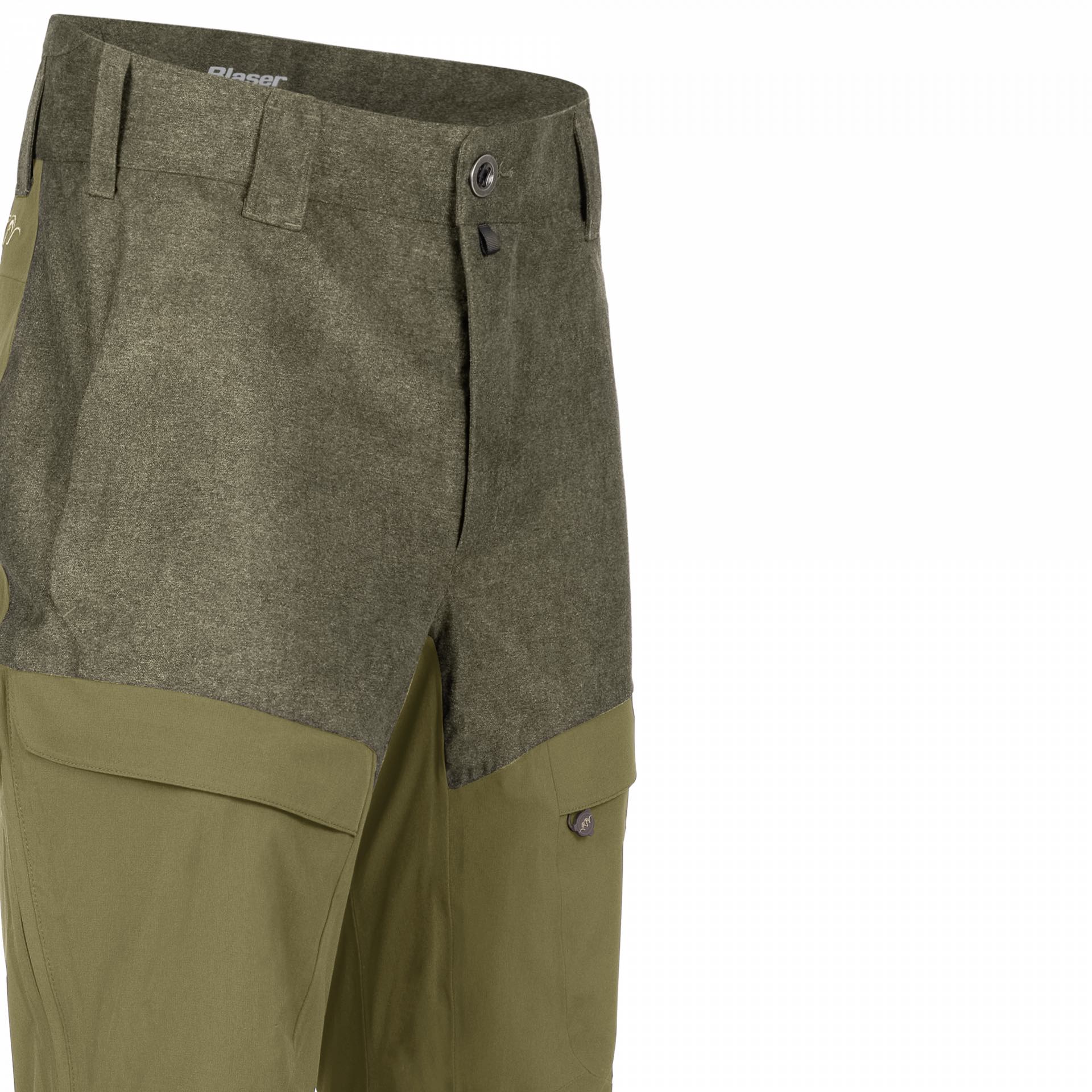 Die Blaser Herrenhose VINTAGE Are in der Farbe Olive Melange/Schwarz ist atmungsaktiv, wasser- und winddicht und geräuscharm. Strapazierfähige Full-Stretch-Elemente und Beinabschluss mit Kevlar verstärkt. Bild auf weißem Hintergrund. Viele Taschen und Seitliche Belüftungsschlitze.